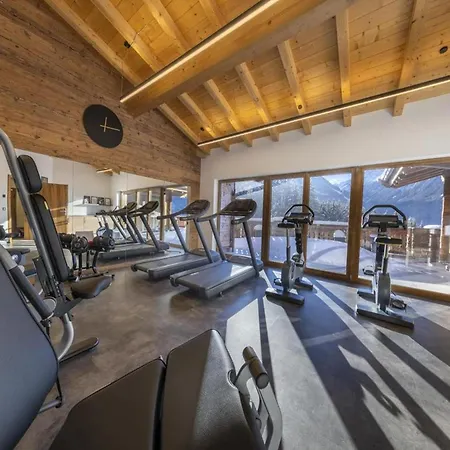 Retreat With Terrace & Sauna Chalé