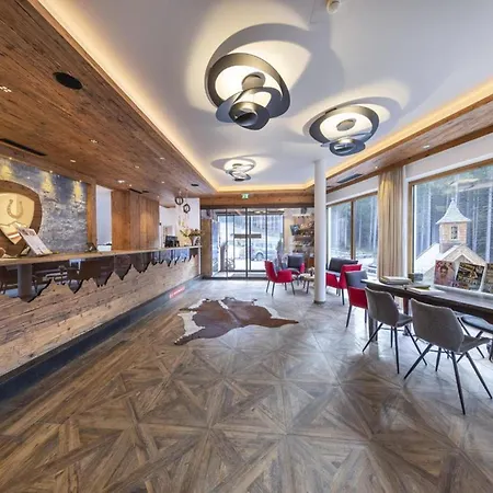 Retreat With Terrace & Sauna *