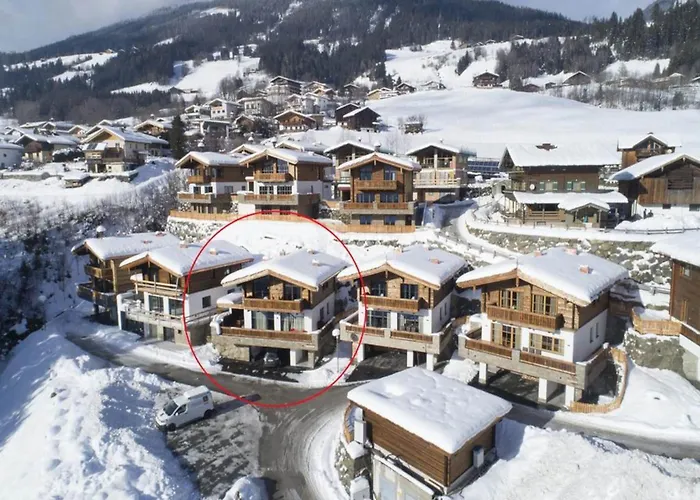 Σαλέ Retreat With Terrace & Sauna