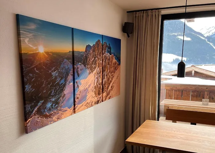 Retreat With Terrace & Sauna *